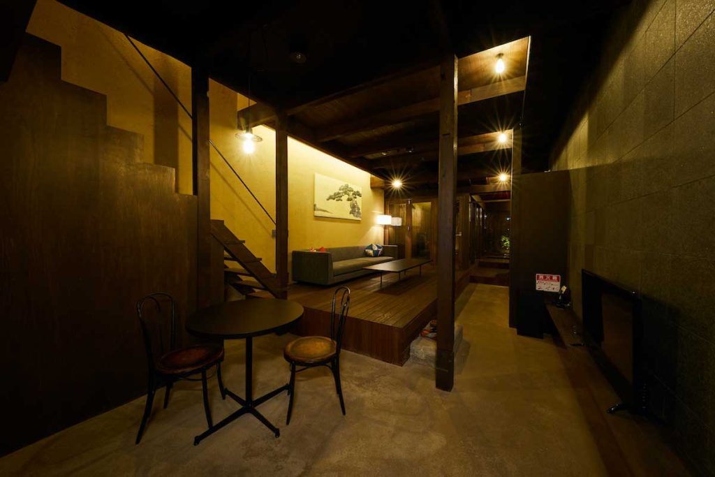 京都の町家ホテル「鈴プレミアム 二条城北」の居間/ Living room of Kyoto Machiya Hotel Rinn Premium Nijo-jo Kita